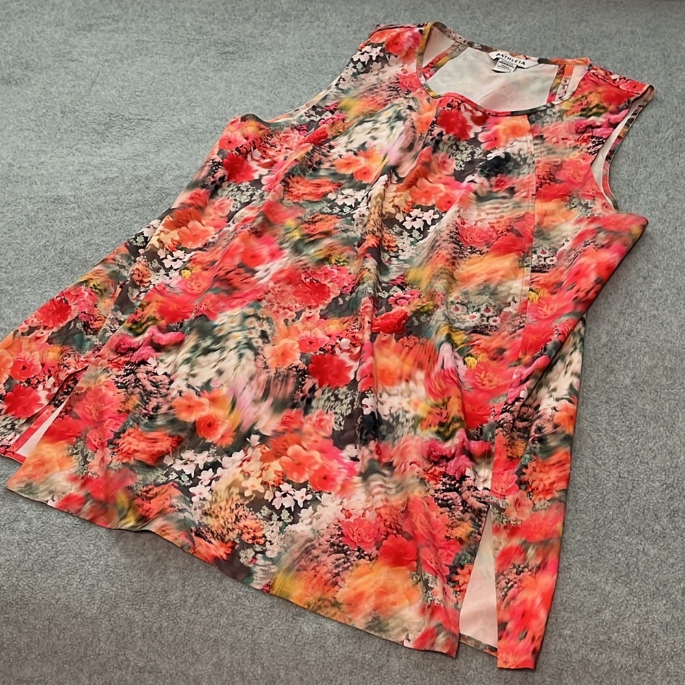 Womens Athleta Golf Floral Top Medium Athleisure Athletic Active Watercolor